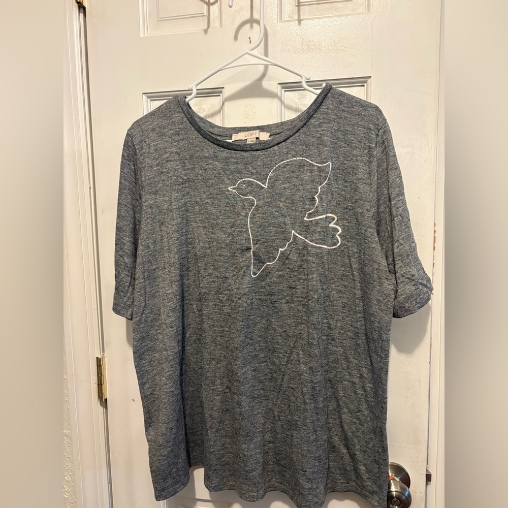 LOFT Heather Gray Tee Size XL